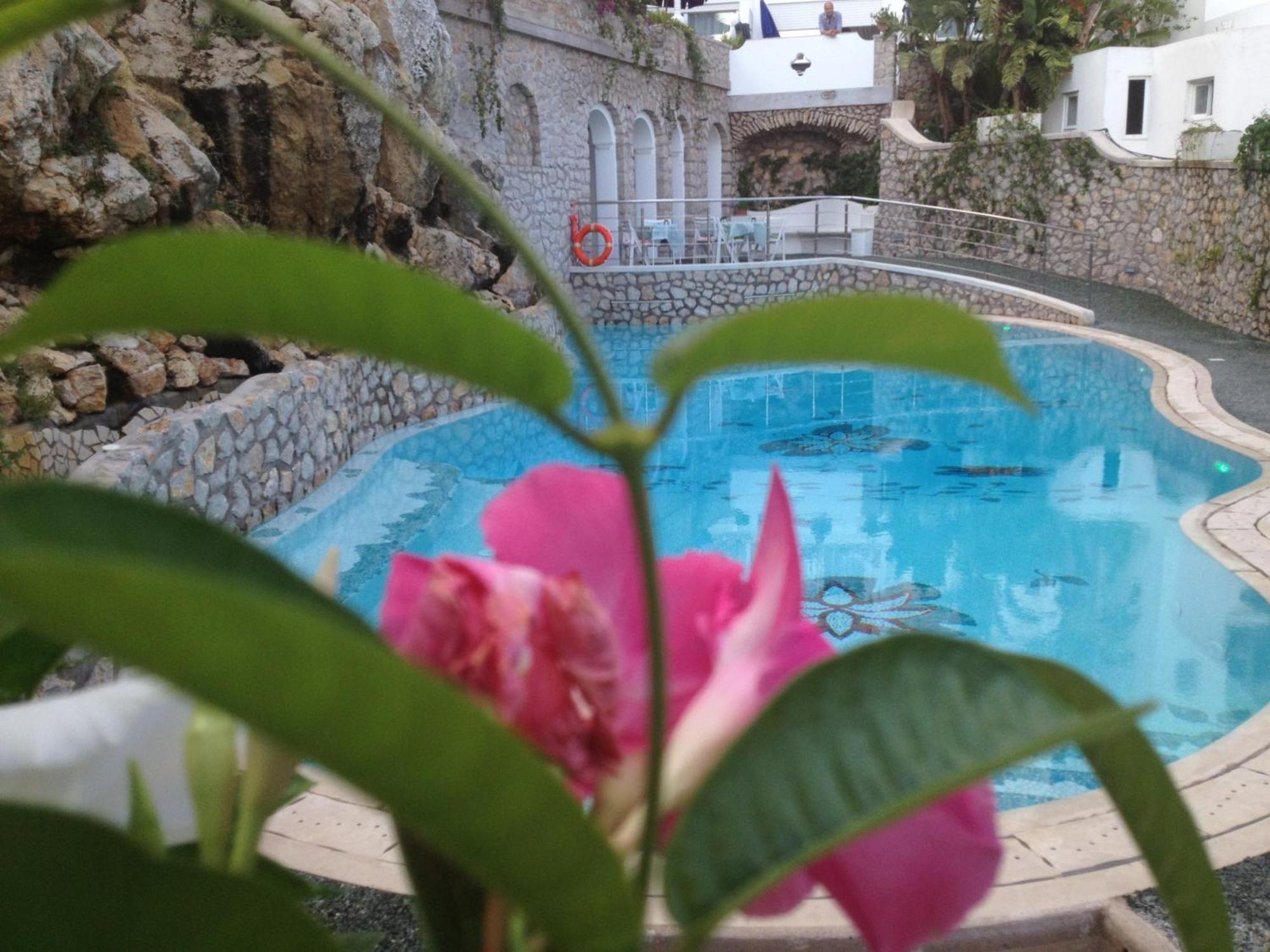 Hotel La Floridiana Capri Luaran gambar